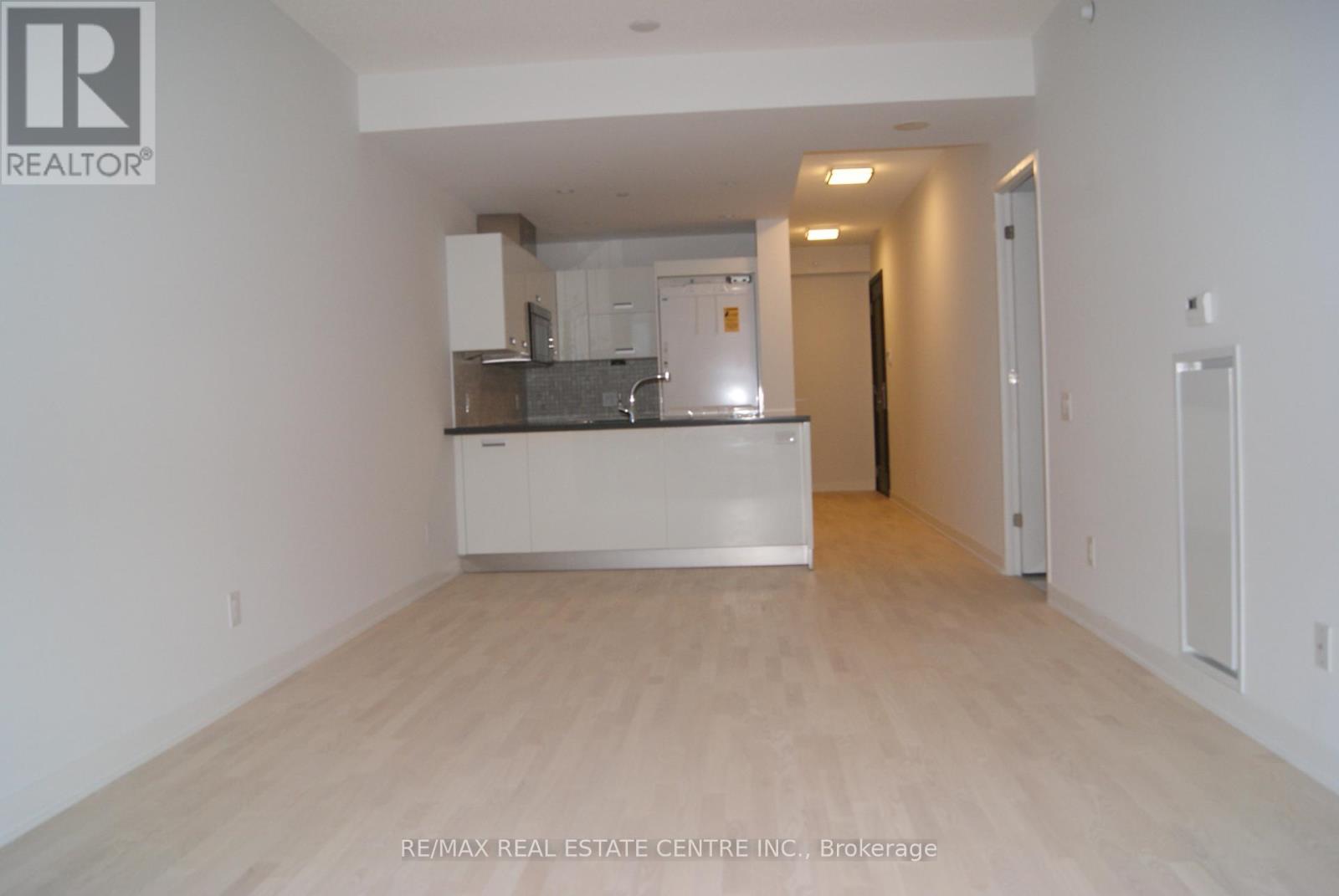 1215 - 90 Park Lawn Road, Toronto, Ontario  M8Y 0B6 - Photo 3 - W12875212
