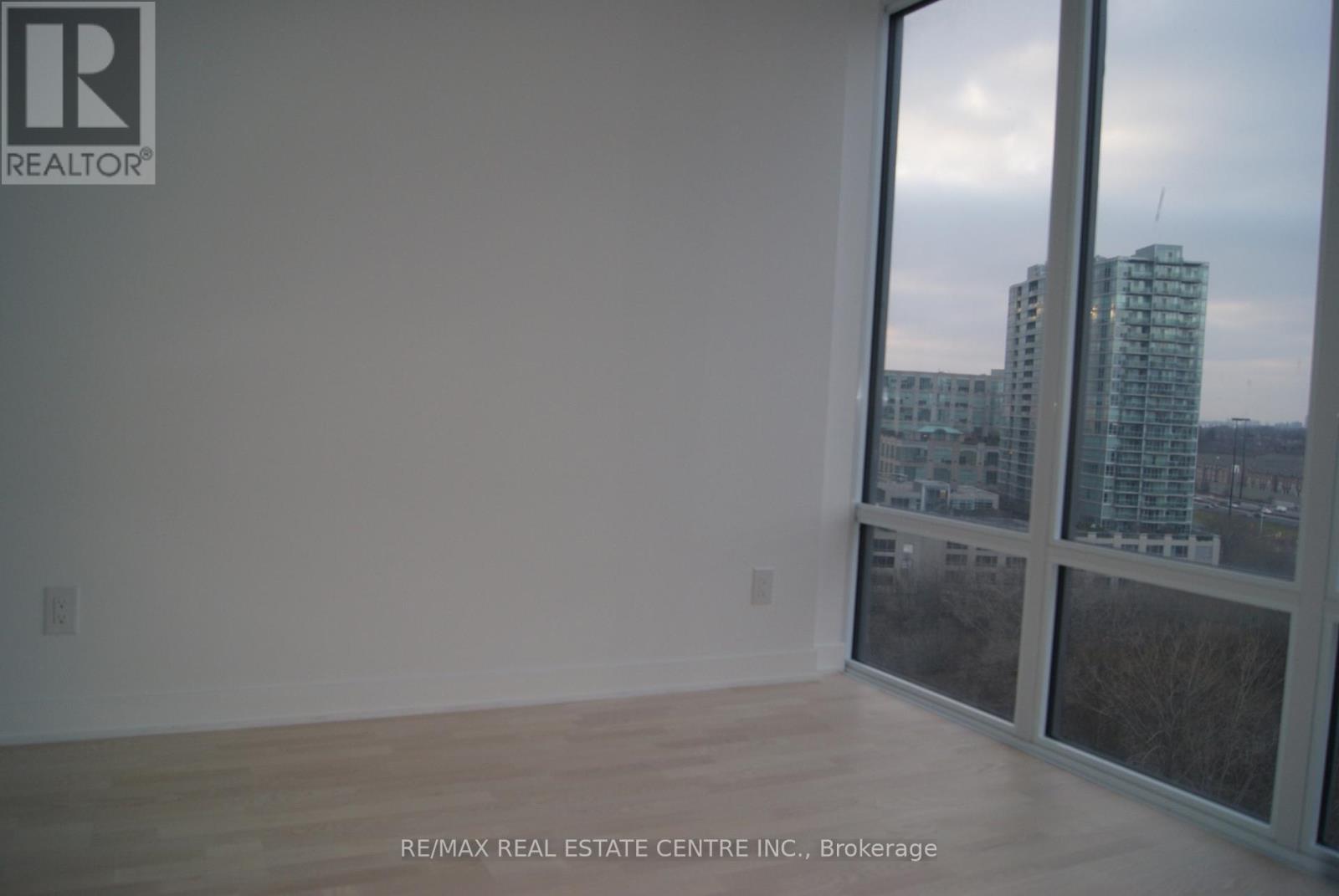 1215 - 90 Park Lawn Road, Toronto, Ontario  M8Y 0B6 - Photo 9 - W12875212