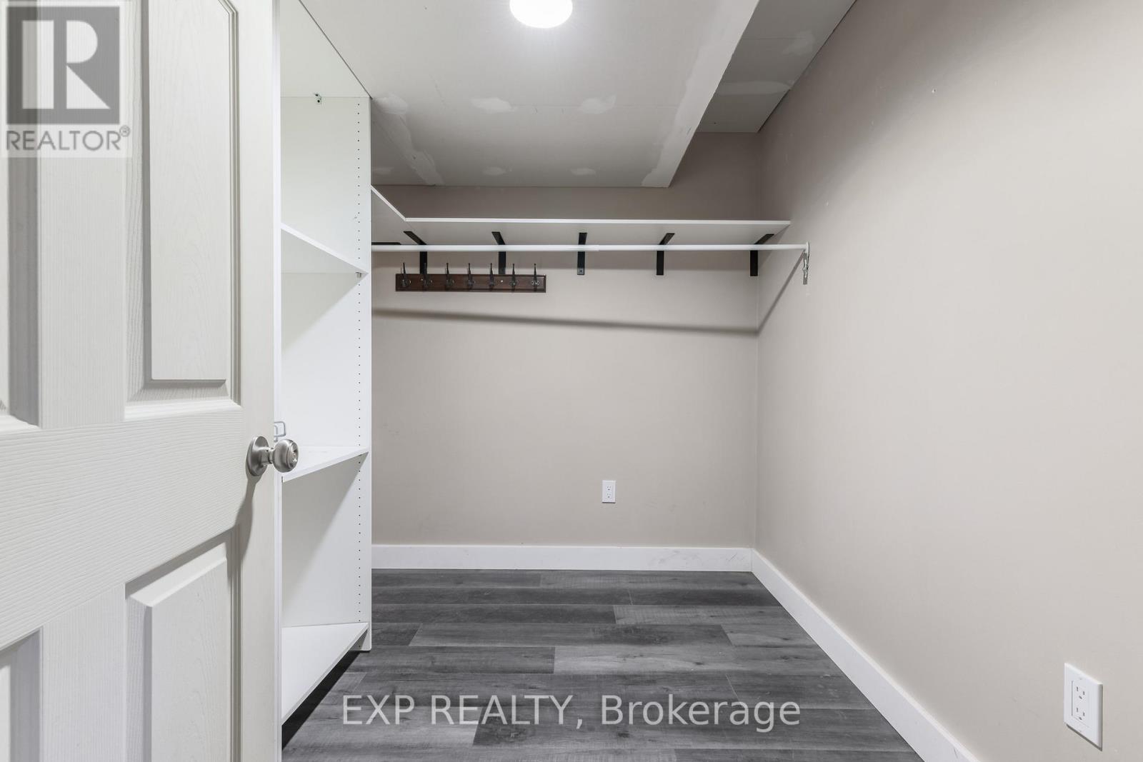 Basement - 1527 Merrittville Highway, Thorold, Ontario  L3B 5N5 - Photo 12 - X12702858