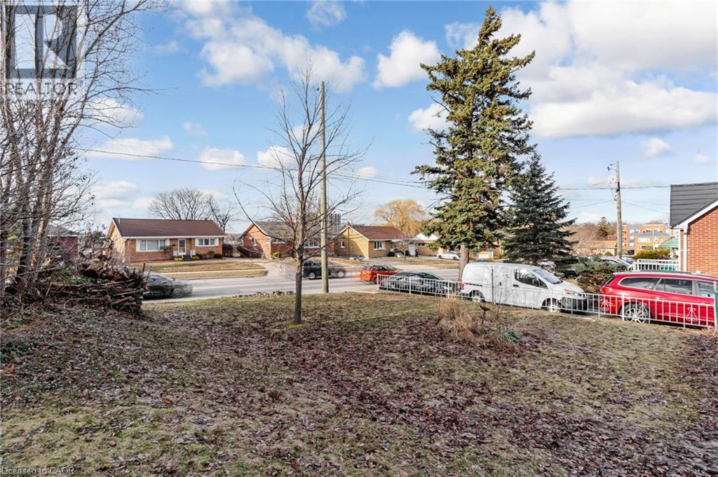 52 Dover Street, Waterloo, Ontario  N2J 1Z1 - Photo 26 - 40812009