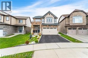 51 NEWCASTLE Court, kitchener, Ontario