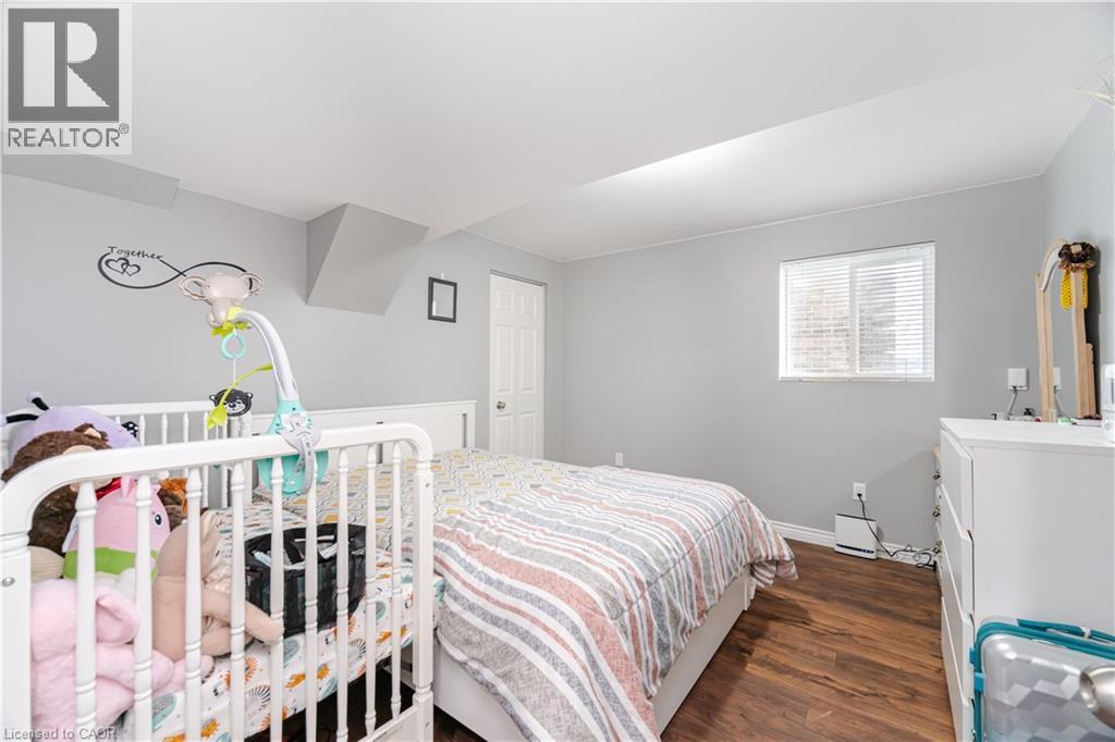 51 Newcastle Court, Kitchener, Ontario  N2R 0G7 - Photo 15 - 40811472