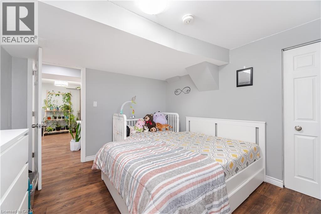 51 Newcastle Court, Kitchener, Ontario  N2R 0G7 - Photo 16 - 40811472