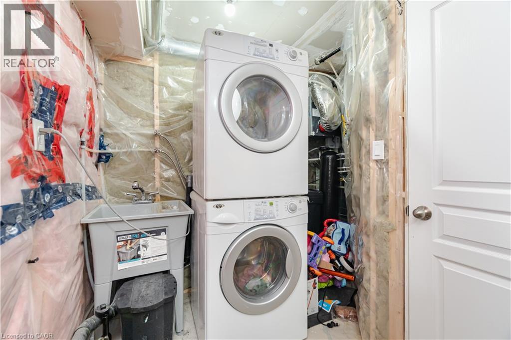 51 Newcastle Court, Kitchener, Ontario  N2R 0G7 - Photo 22 - 40811472