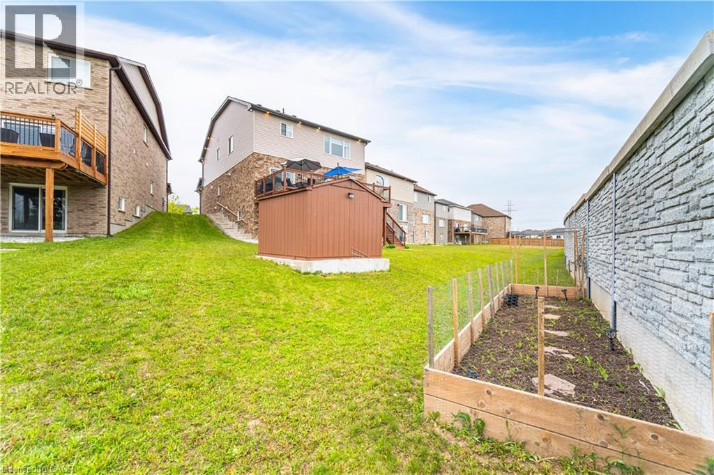 51 Newcastle Court, Kitchener, Ontario  N2R 0G7 - Photo 29 - 40811472