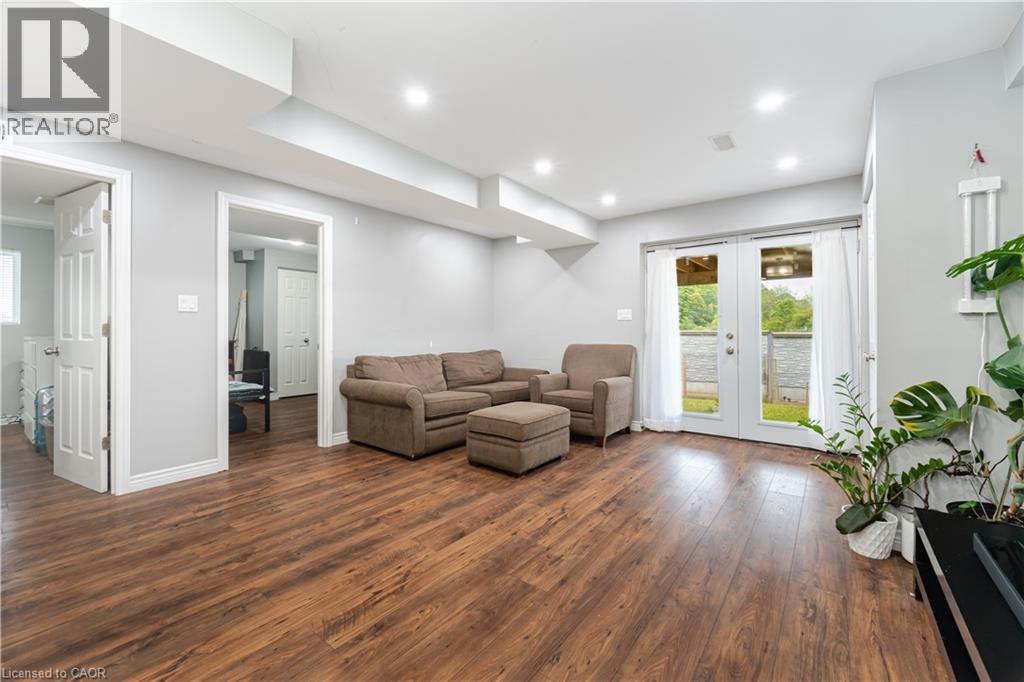 51 Newcastle Court, Kitchener, Ontario  N2R 0G7 - Photo 6 - 40811472