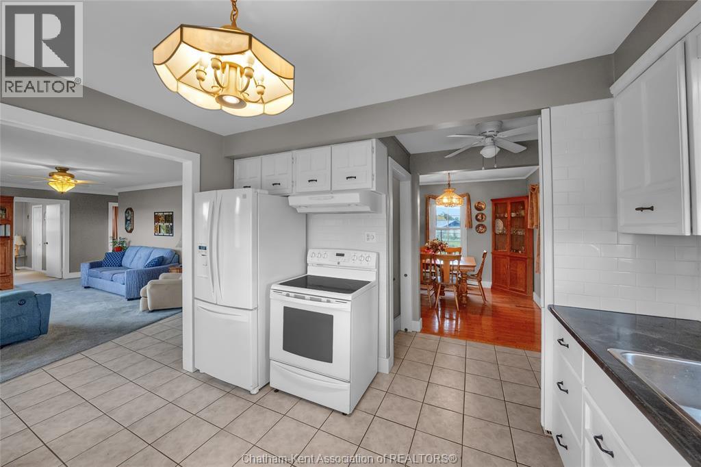 637 Wilkesport Line, Sombra, Ontario  N0P 2H0 - Photo 3 - 26005368