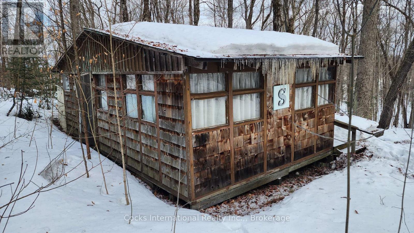 1165 SPRING LAKE ROAD, Bracebridge, Ontario