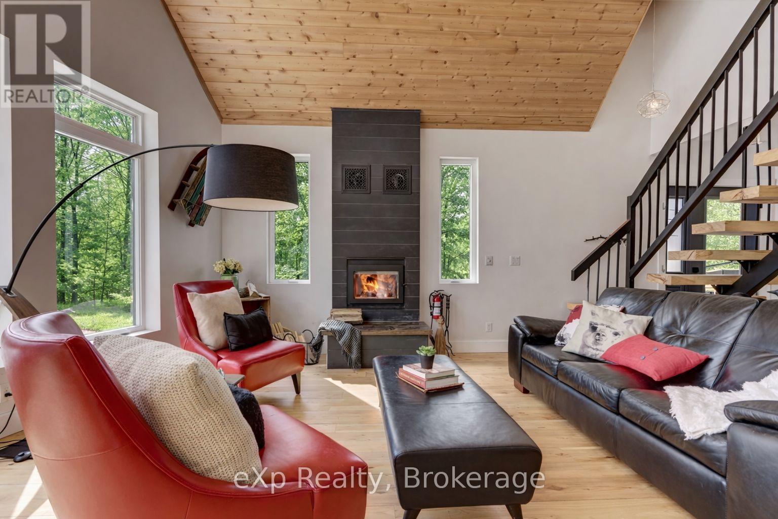 217 Forty Hills Road, Northern Bruce Peninsula, Ontario  N0H 1W0 - Photo 10 - X12882214