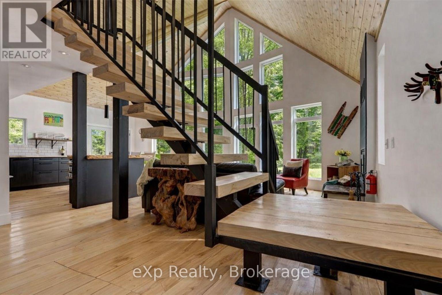 217 Forty Hills Road, Northern Bruce Peninsula, Ontario  N0H 1W0 - Photo 7 - X12882214