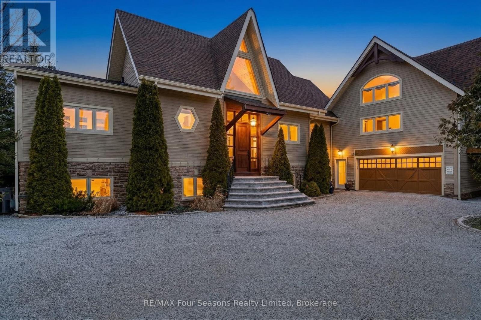 147 Lakeshore Road E, Blue Mountains, Ontario  L9Y 0M9 - Photo 2 - X12882298