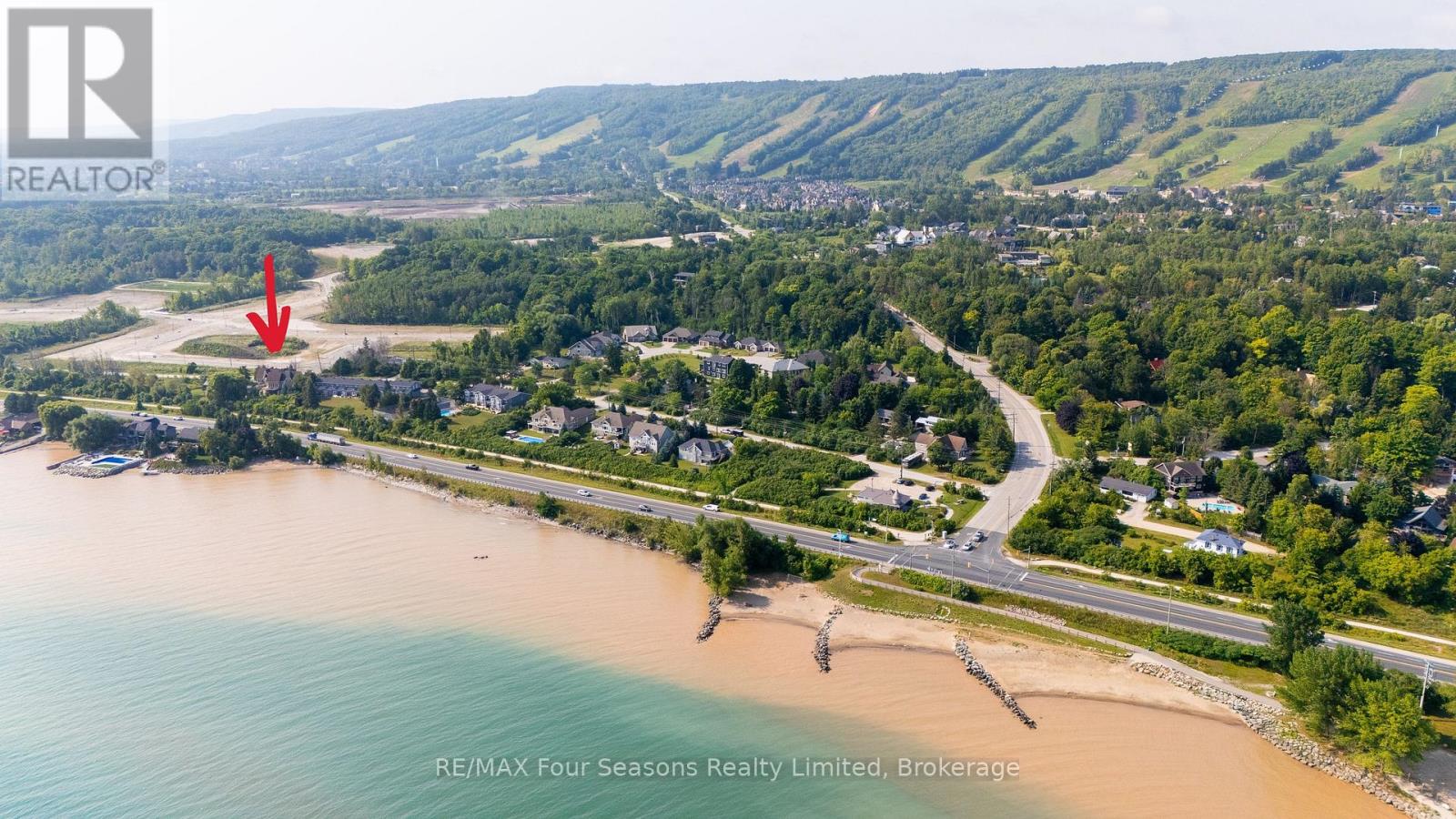 147 Lakeshore Road E, Blue Mountains, Ontario  L9Y 0M9 - Photo 3 - X12882298