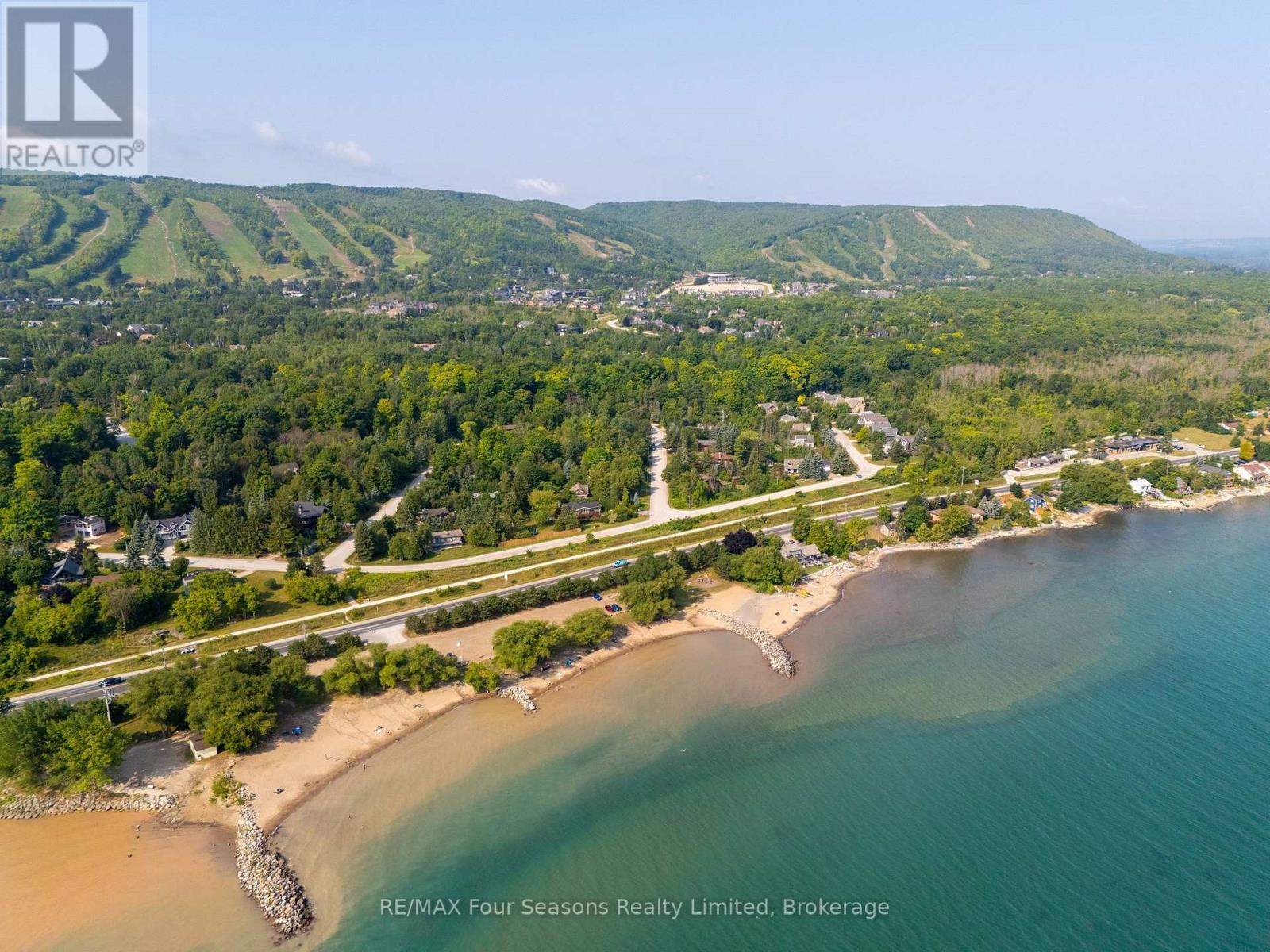 147 Lakeshore Road E, Blue Mountains, Ontario  L9Y 0M9 - Photo 38 - X12882298