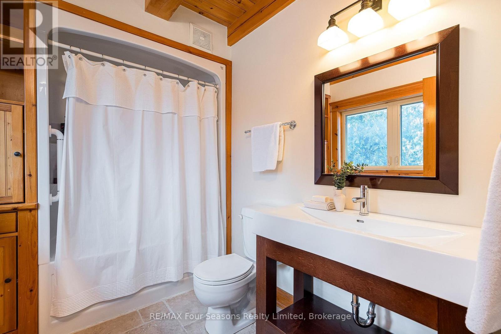 147 Lakeshore Road E, Blue Mountains, Ontario  L9Y 0M9 - Photo 41 - X12882298