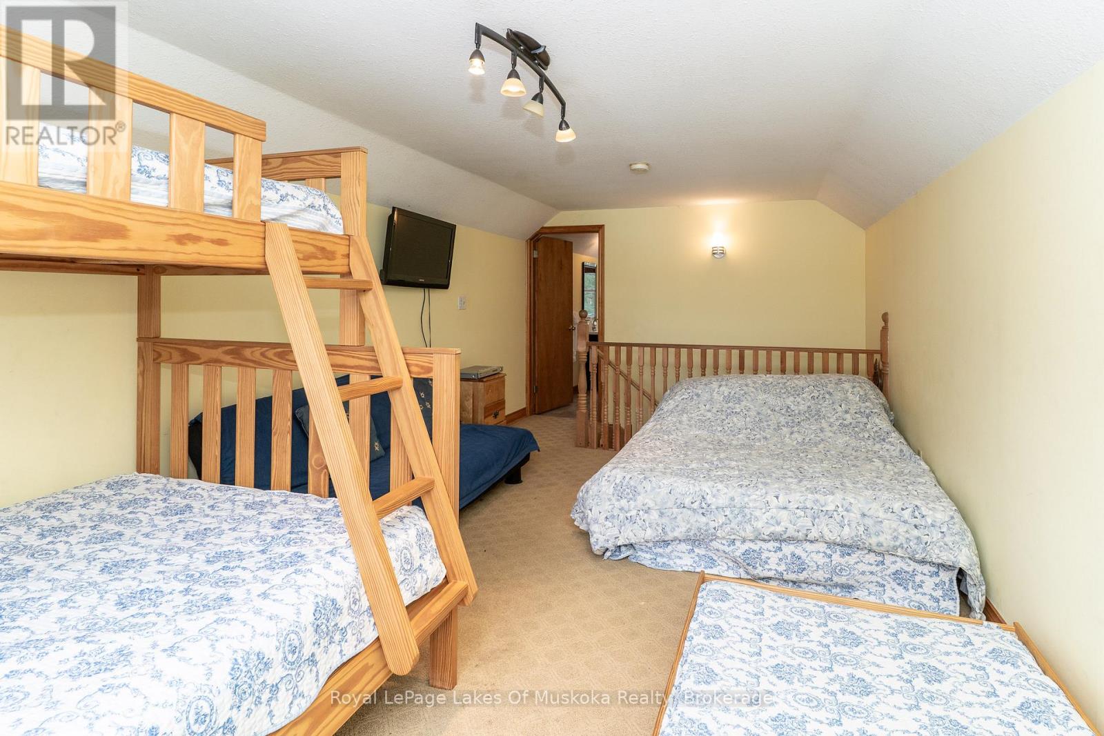 1012 Goodlife Lane, Algonquin Highlands (Sherborne), Ontario  P0A 0A8 - Photo 16 - X12882360