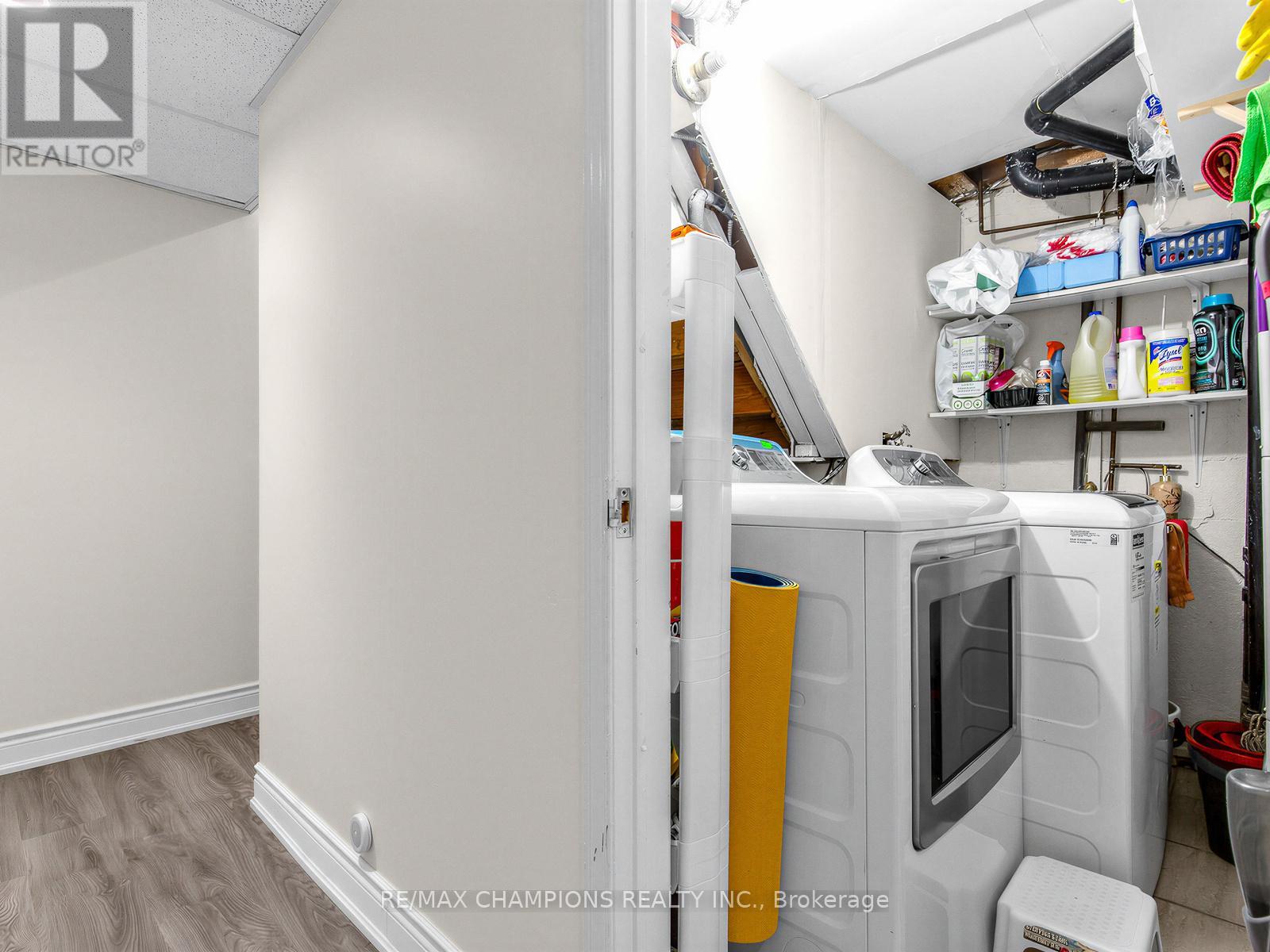 8 Cliff Fernway, Toronto, Ontario  M2J 4L7 - Photo 25 - C12882200