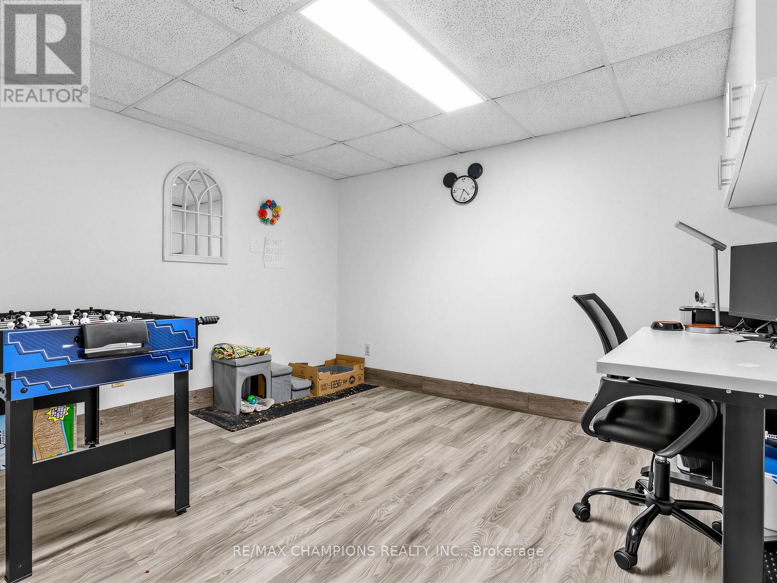 8 Cliff Fernway, Toronto, Ontario  M2J 4L7 - Photo 26 - C12882200