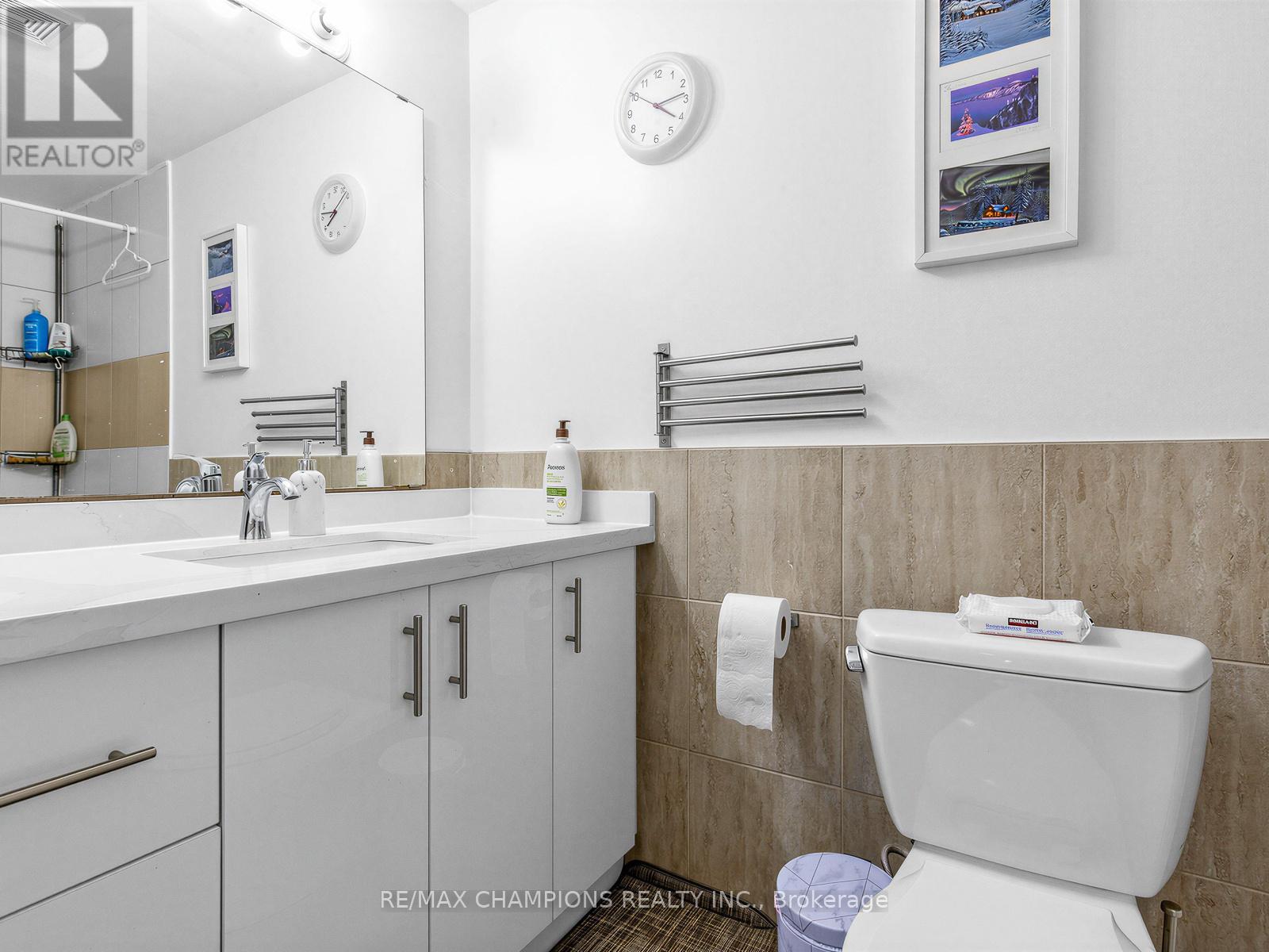 8 Cliff Fernway, Toronto, Ontario  M2J 4L7 - Photo 27 - C12882200