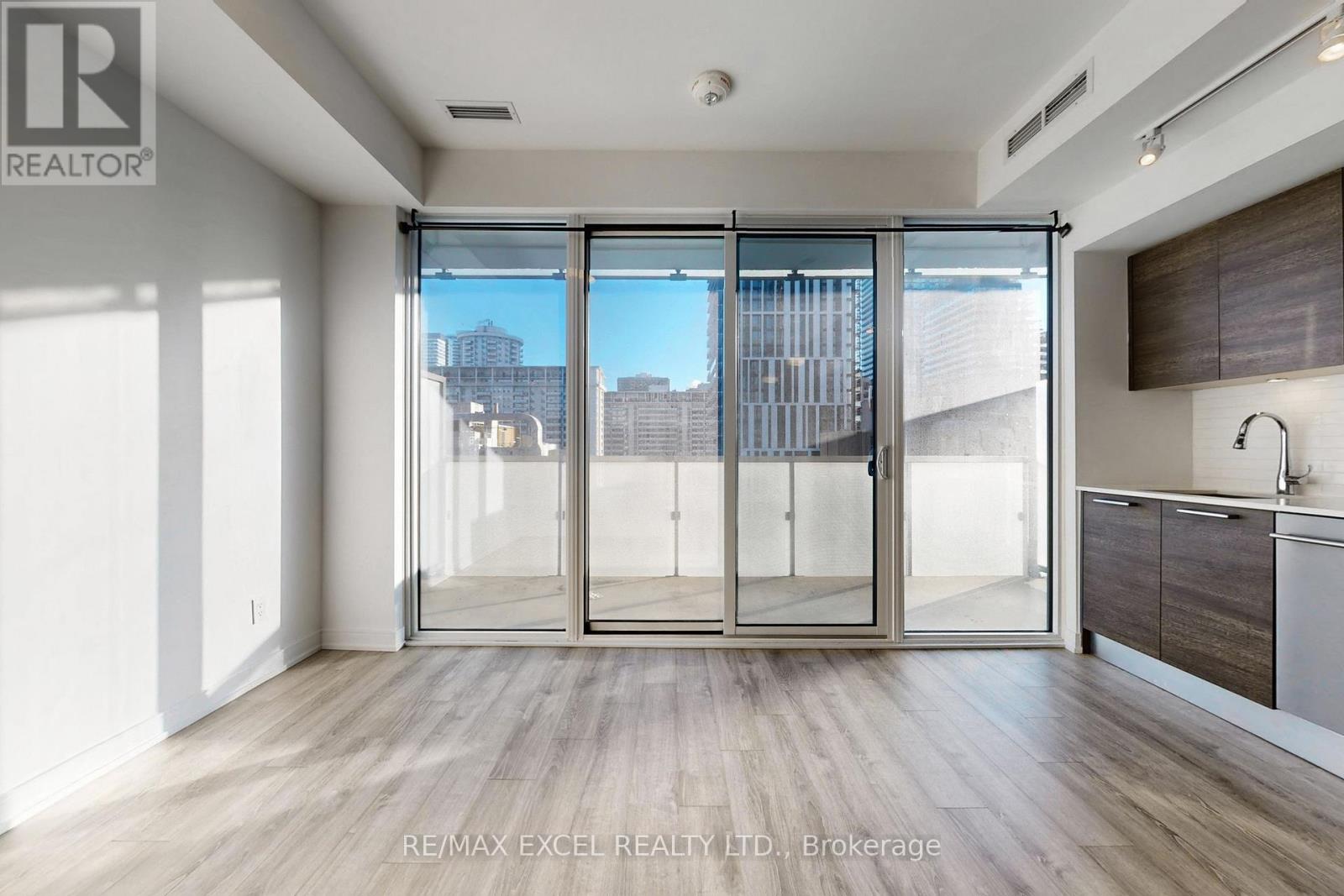 703 - 28 Wellesley Street E, Toronto, Ontario  M4Y 0C4 - Photo 11 - C12882330