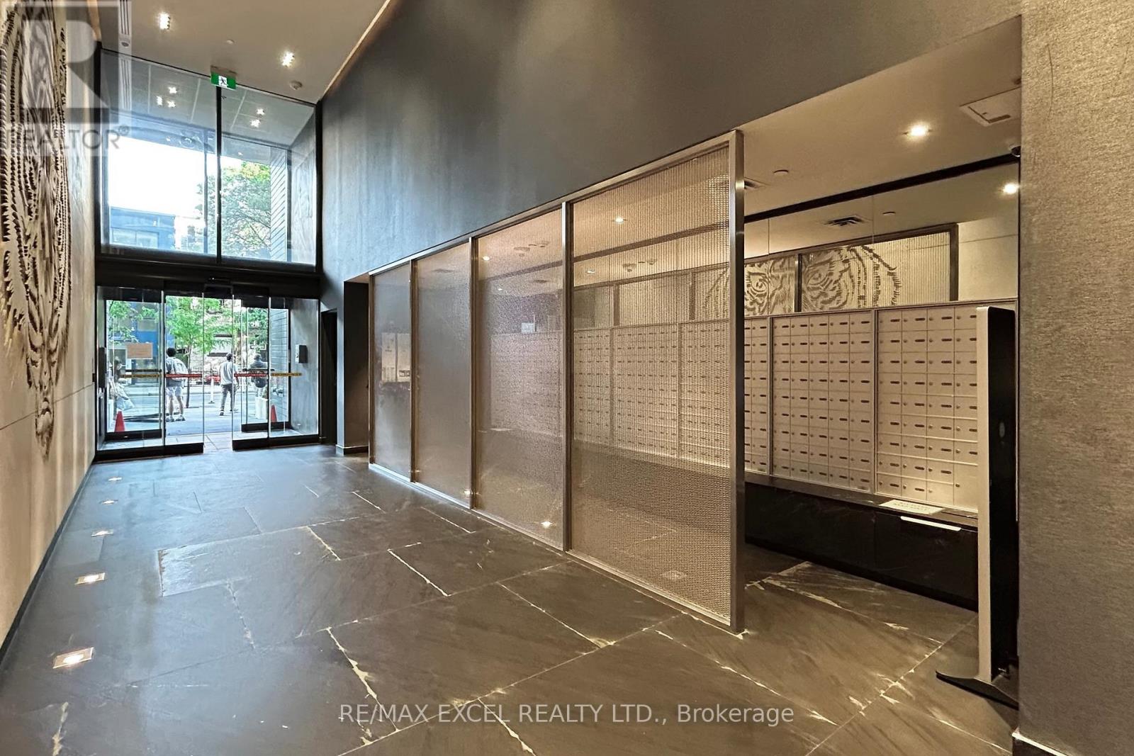 703 - 28 Wellesley Street E, Toronto, Ontario  M4Y 0C4 - Photo 4 - C12882330