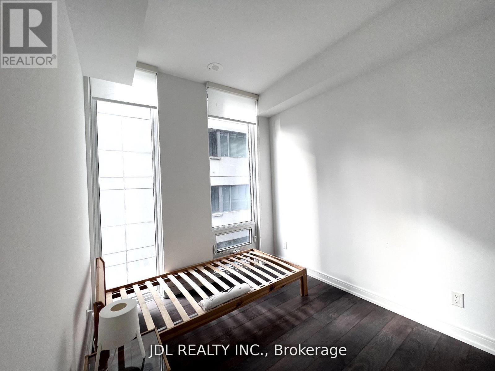 2102 - 28 Wellesley Street E, Toronto, Ontario  M4Y 0C4 - Photo 9 - C12882332