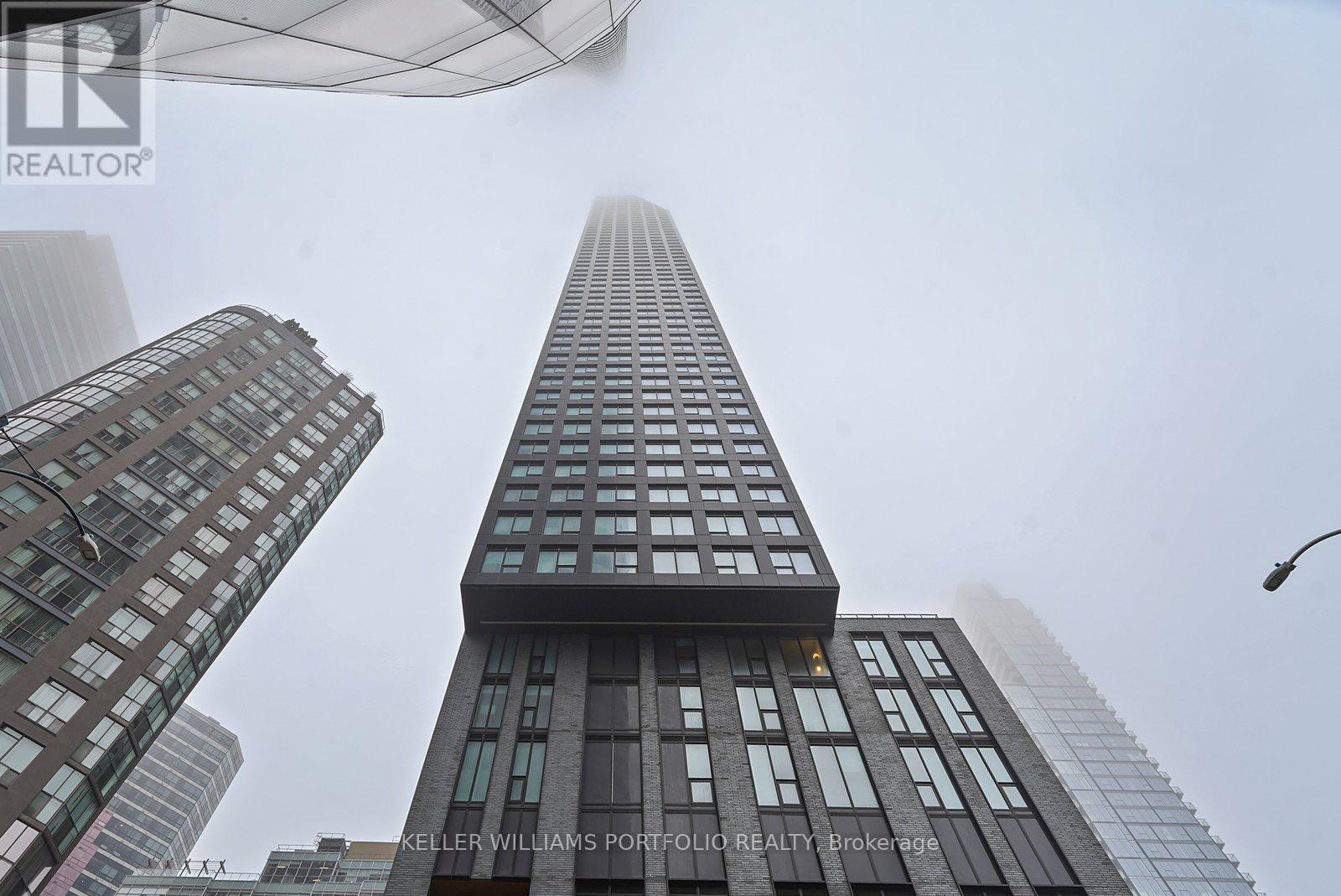 909 - 8 WELLESLEY STREET W, toronto (bay street corridor), Ontario