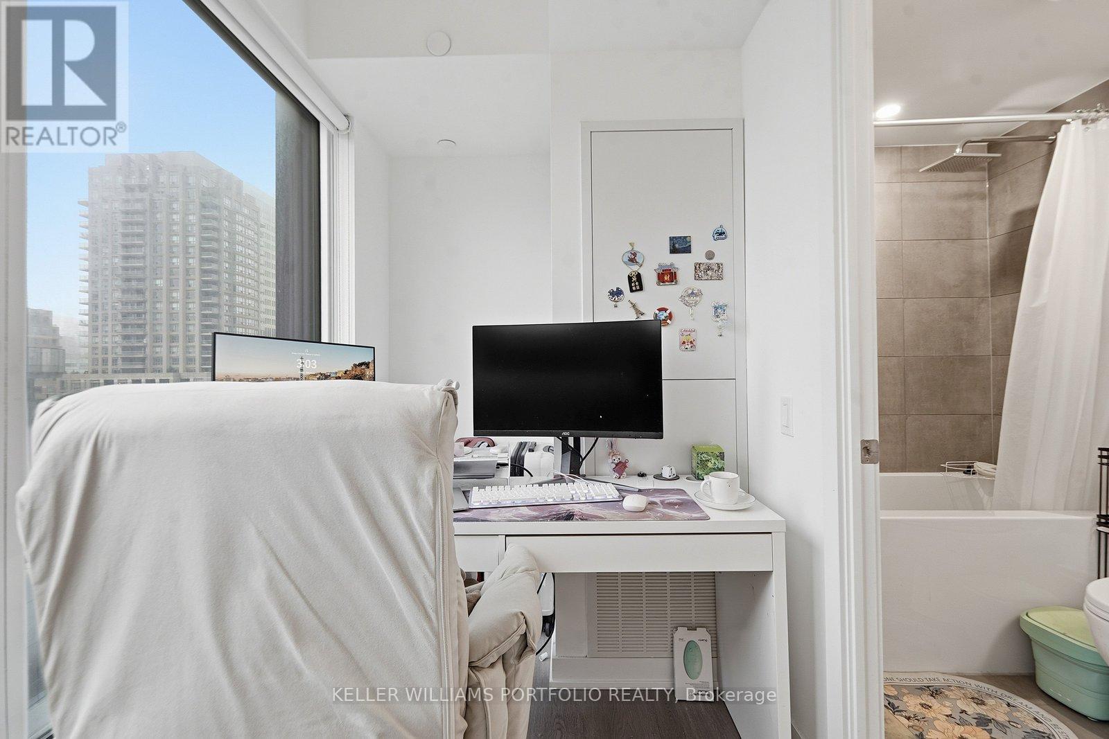 909 - 8 Wellesley Street W, Toronto (Bay Street Corridor), Ontario  M4Y 0J5 - Photo 12 - C12882348