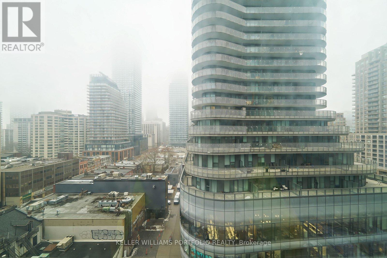 909 - 8 Wellesley Street W, Toronto (Bay Street Corridor), Ontario  M4Y 0J5 - Photo 15 - C12882348