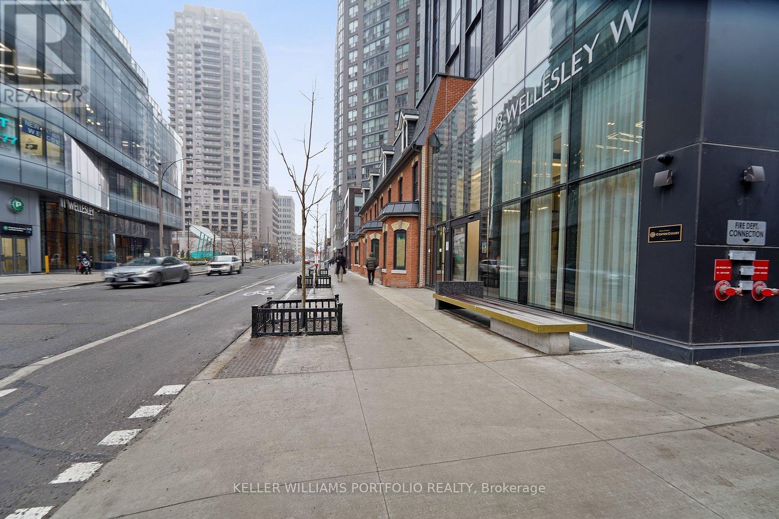 909 - 8 Wellesley Street W, Toronto (Bay Street Corridor), Ontario  M4Y 0J5 - Photo 19 - C12882348