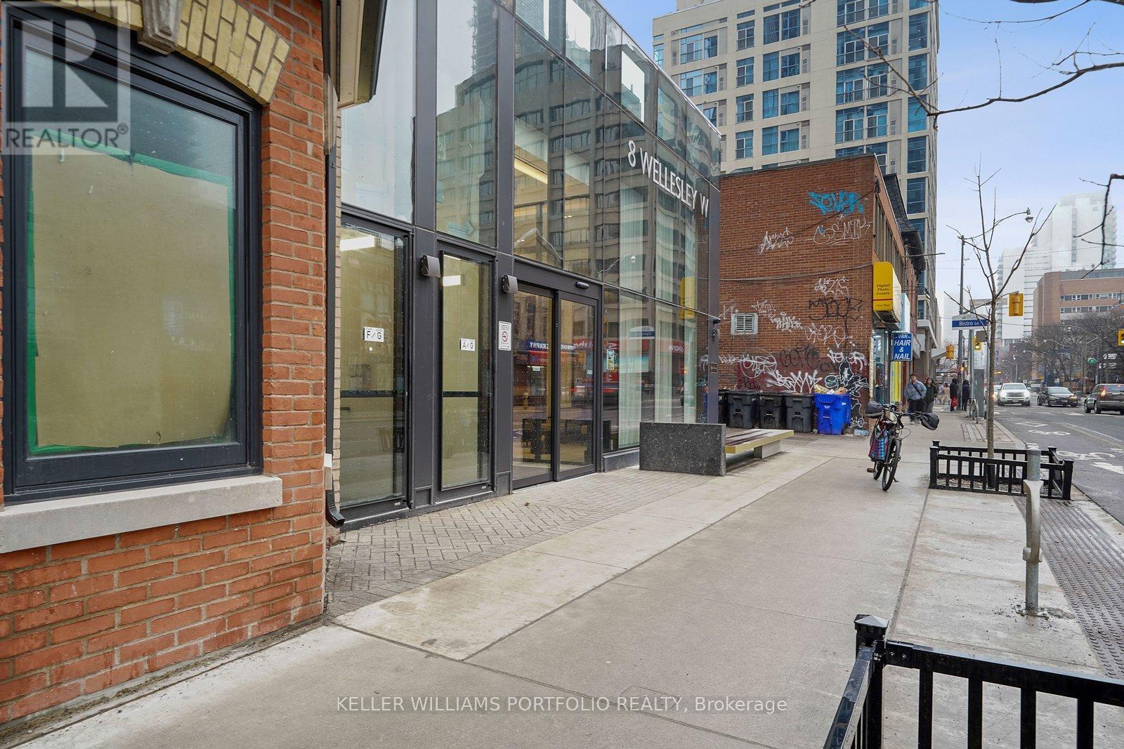 909 - 8 Wellesley Street W, Toronto (Bay Street Corridor), Ontario  M4Y 0J5 - Photo 21 - C12882348