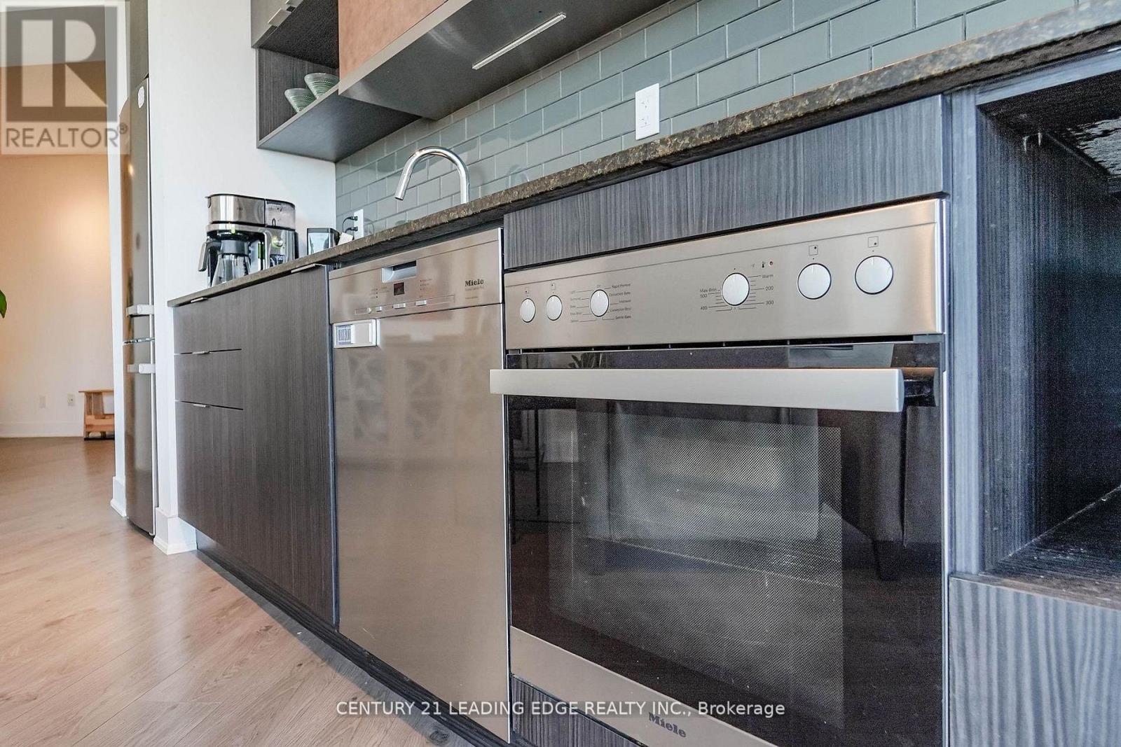 525 - 99 The Donway West, Toronto, Ontario  M3C 0N8 - Photo 11 - C12882408