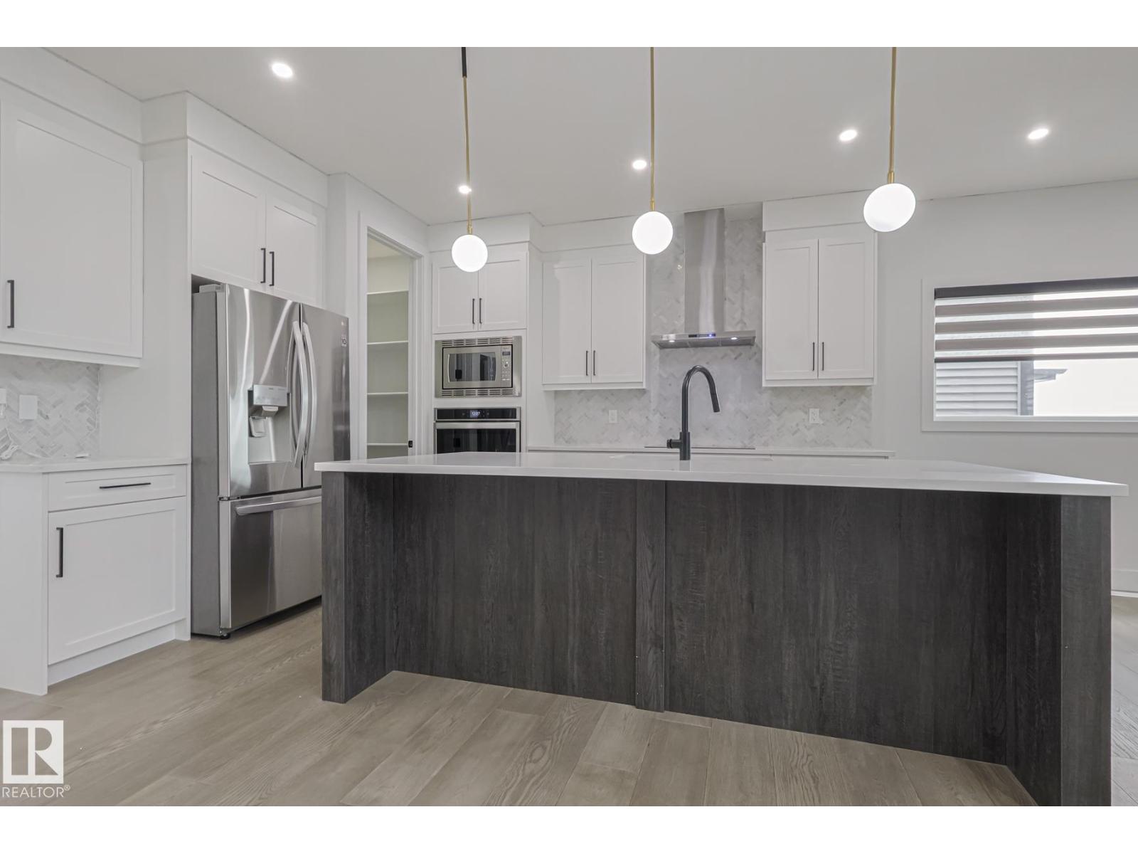 7446 Colonel Mewburn Rd Nw, Edmonton, Alberta  T5E 6V6 - Photo 9 - E4477456