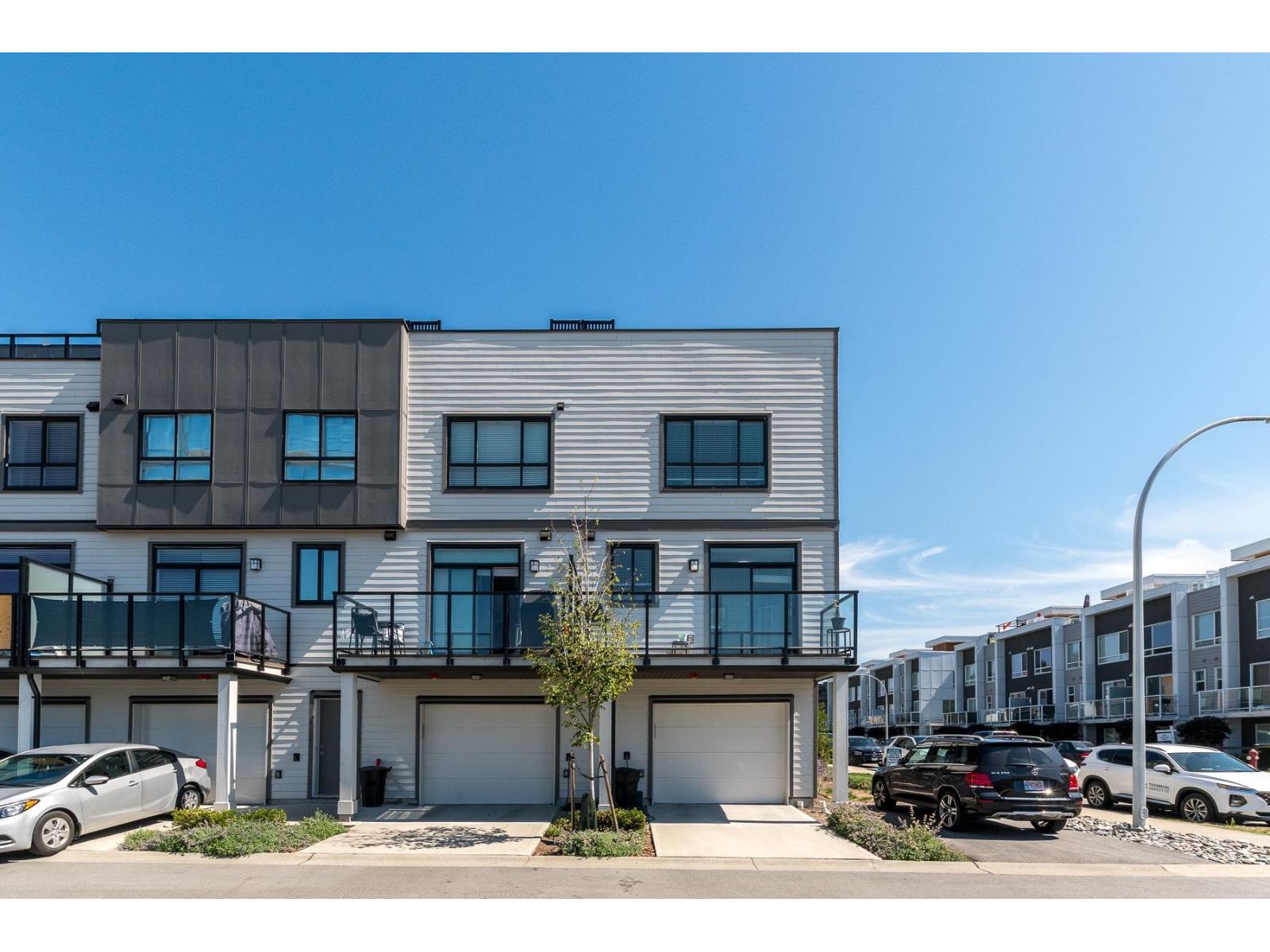 1 19631 55 A Avenue, Langley, British Columbia  V3A 3X1 - Photo 4 - R3099650