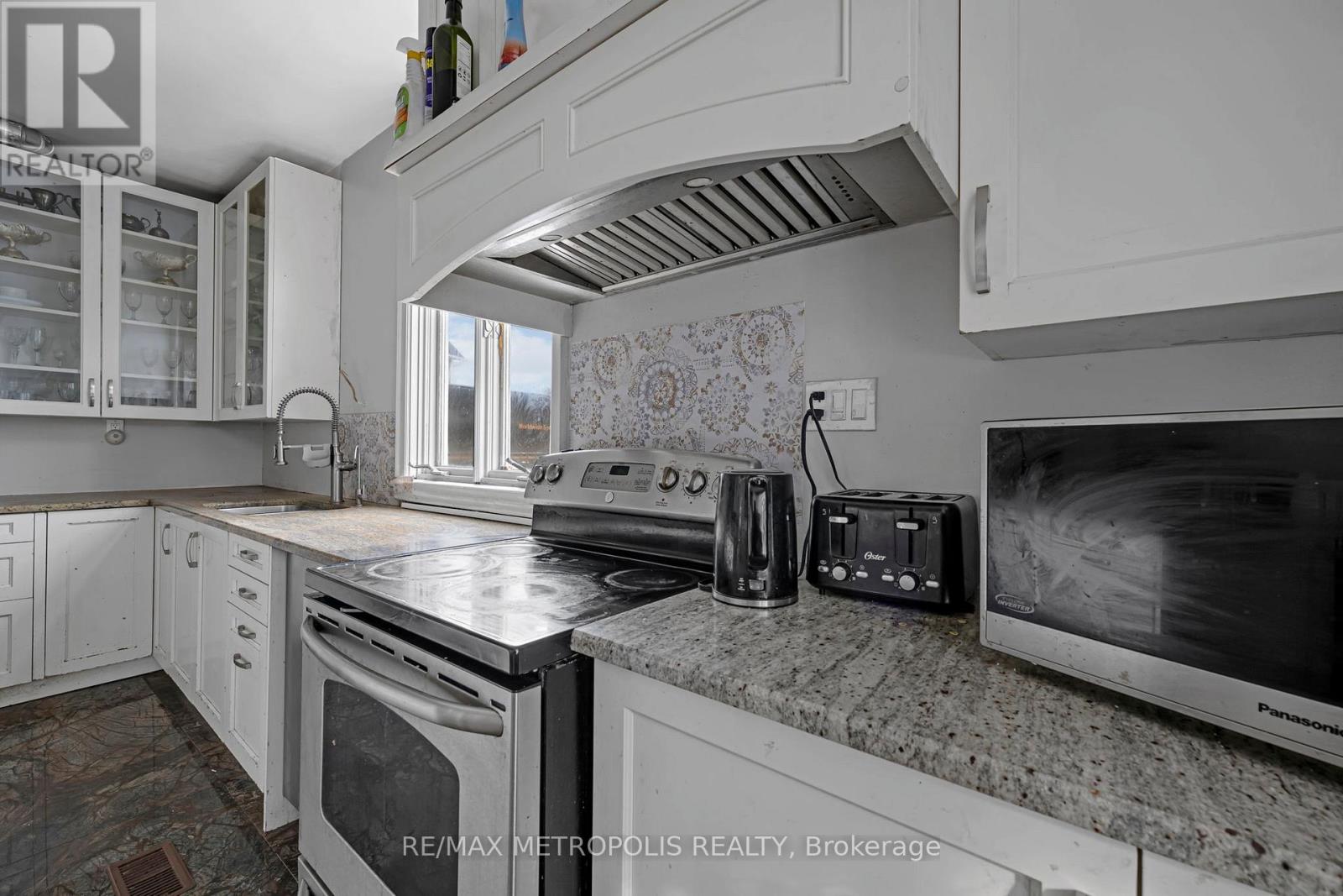 1315 Scugog 2 Line, Scugog, Ontario  L9L 1B3 - Photo 8 - E12882186