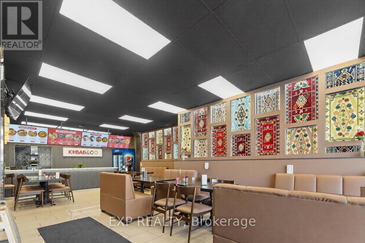 977 O'connor Drive, Toronto (O'connor-Parkview), Ontario  M4B 2T1 - Photo 2 - E12882222