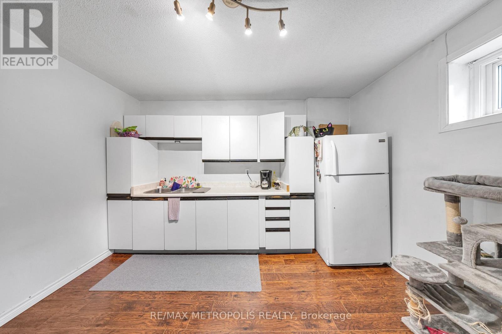 Bsmt - 897 Liverpool Road, Pickering (Bay Ridges), Ontario  L1W 1S5 - Photo 8 - E12882320