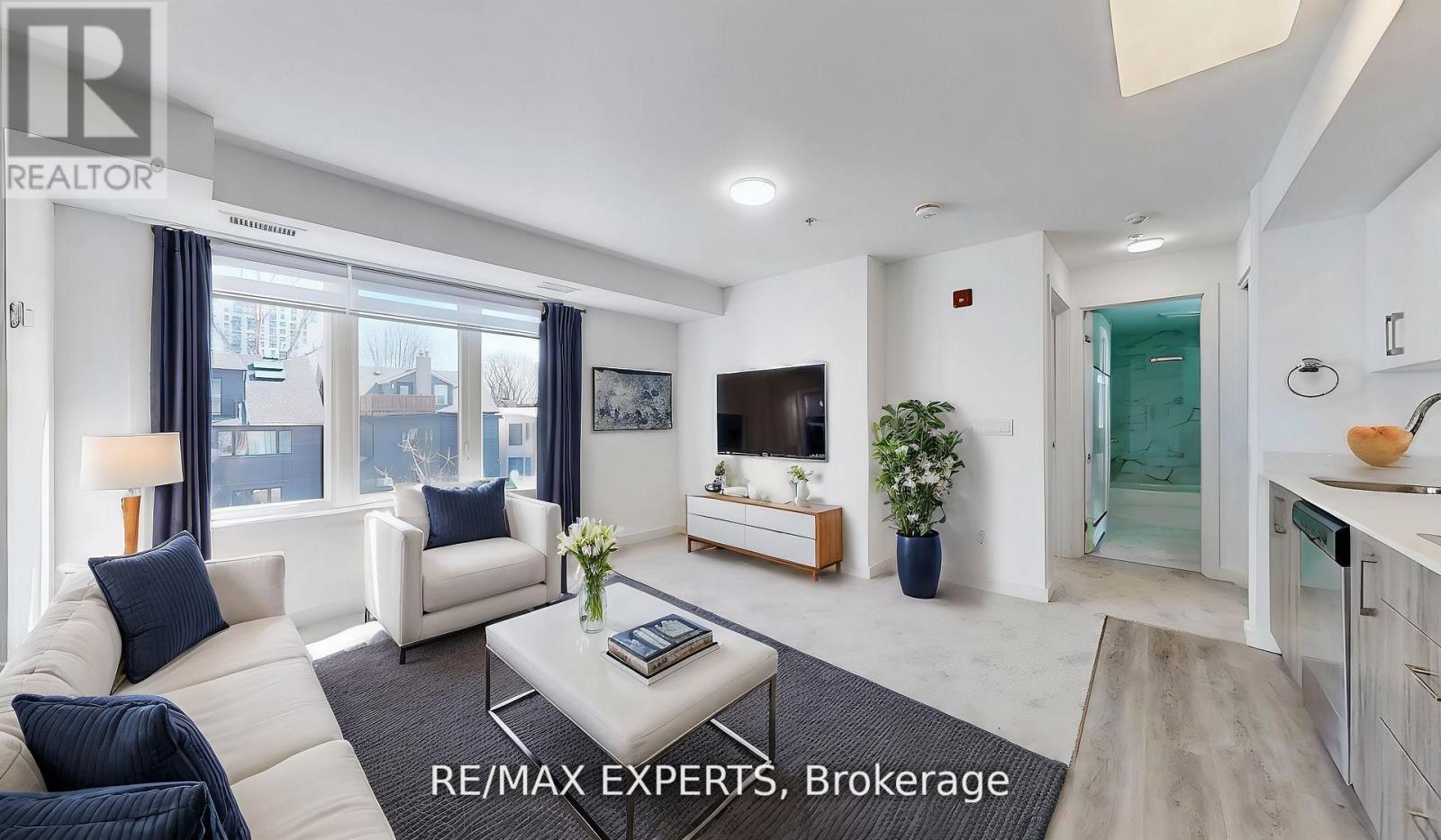 303 - 45 CONNAUGHT AVENUE, toronto (greenwood-coxwell), Ontario