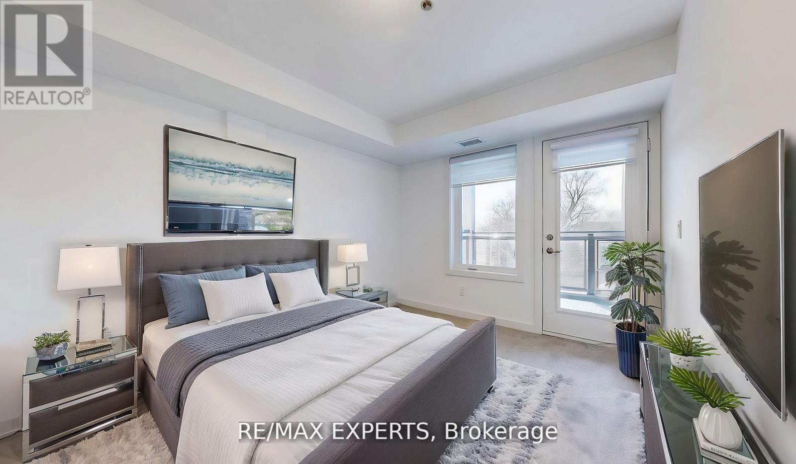 303 - 45 Connaught Avenue, Toronto (Greenwood-Coxwell), Ontario  M4L 2V8 - Photo 2 - E12882356