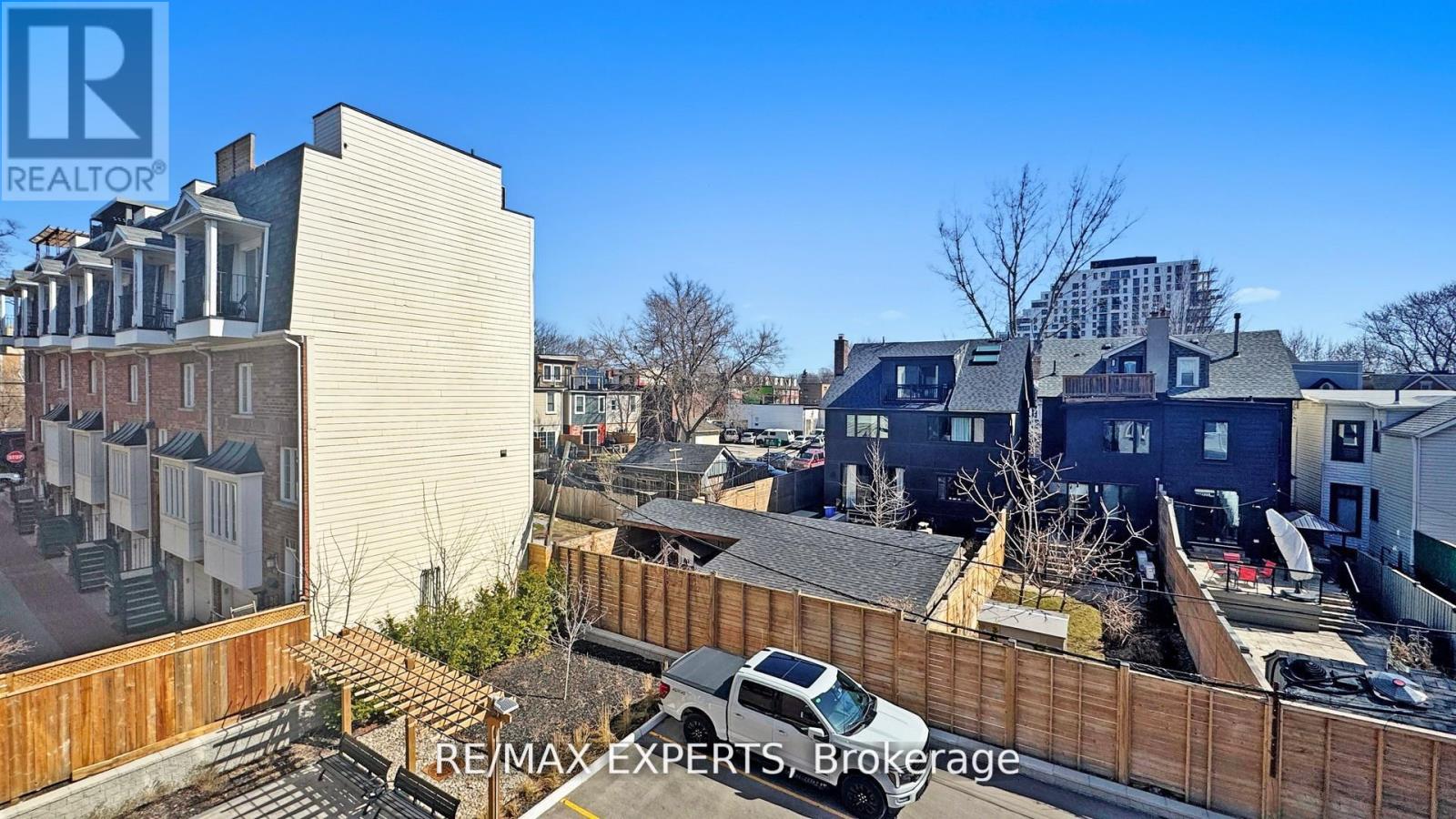 303 - 45 Connaught Avenue, Toronto (Greenwood-Coxwell), Ontario  M4L 2V8 - Photo 22 - E12882356