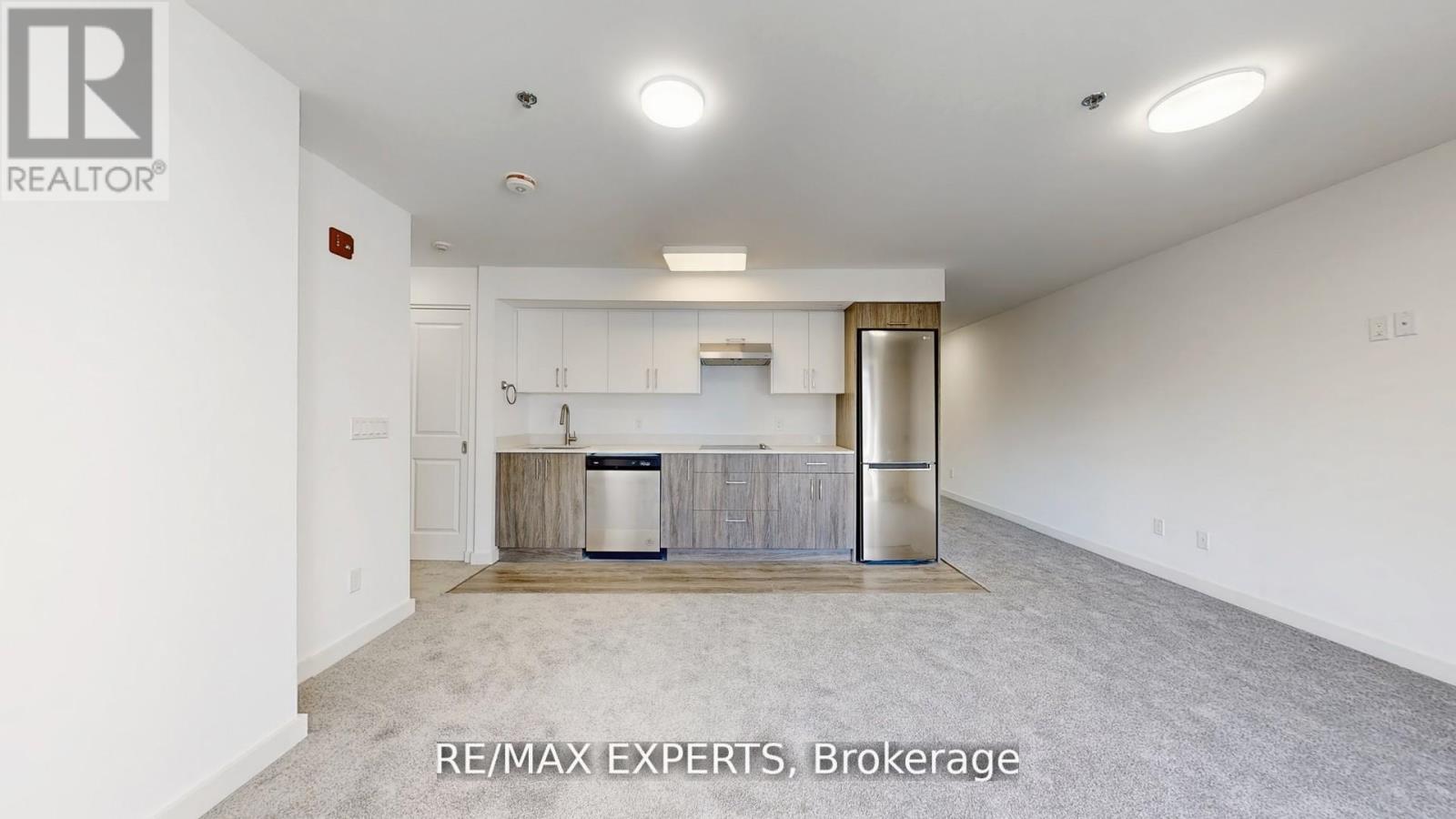 303 - 45 Connaught Avenue, Toronto (Greenwood-Coxwell), Ontario  M4L 2V8 - Photo 4 - E12882356