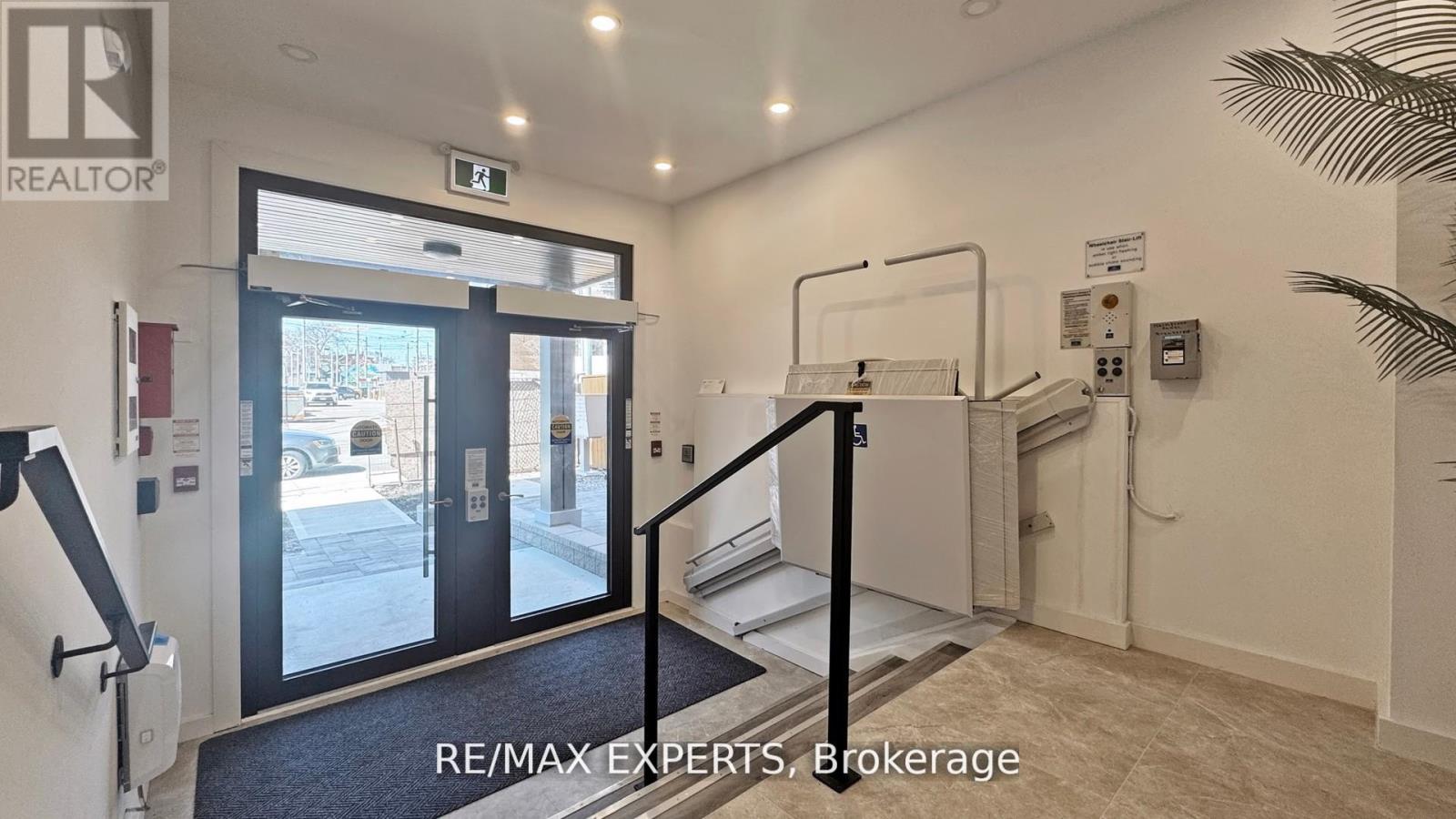 403 - 45 Connaught Avenue, Toronto (Greenwood-Coxwell), Ontario  M4L 2V8 - Photo 15 - E12882358