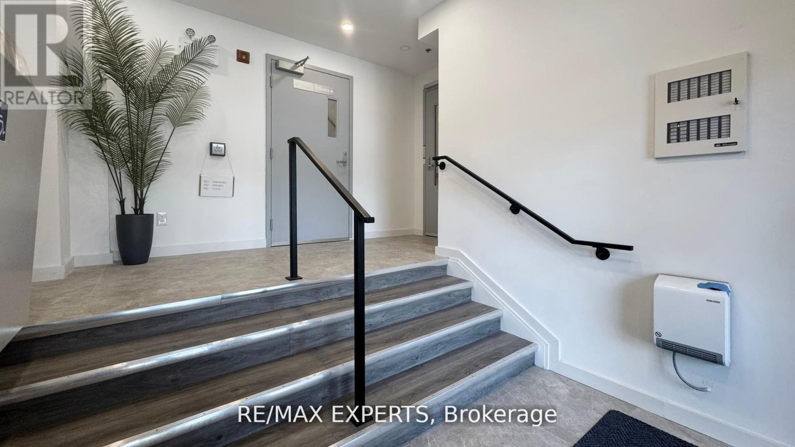 403 - 45 Connaught Avenue, Toronto (Greenwood-Coxwell), Ontario  M4L 2V8 - Photo 16 - E12882358