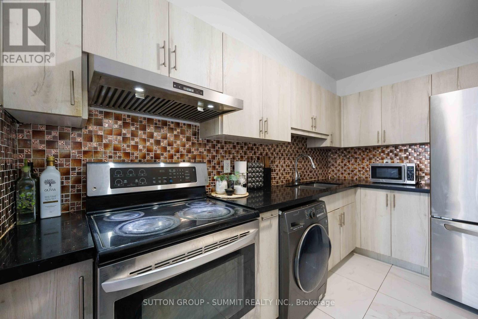 2110 - 5 Massey Square, Toronto (Crescent Town), Ontario  M4C 5L6 - Photo 20 - E12882394