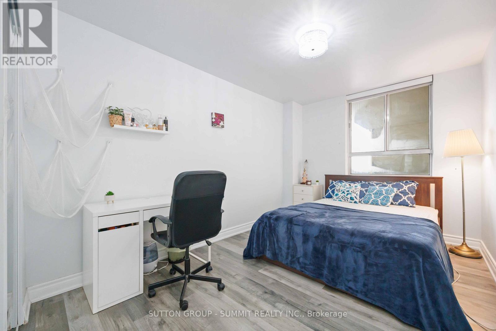 2110 - 5 Massey Square, Toronto (Crescent Town), Ontario  M4C 5L6 - Photo 28 - E12882394