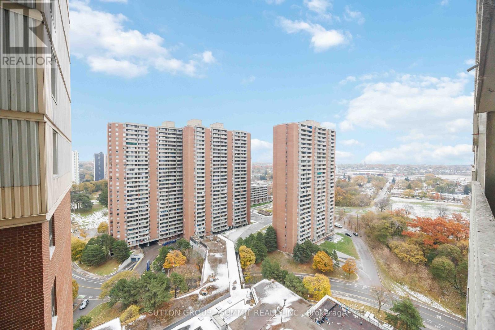 2110 - 5 Massey Square, Toronto (Crescent Town), Ontario  M4C 5L6 - Photo 38 - E12882394