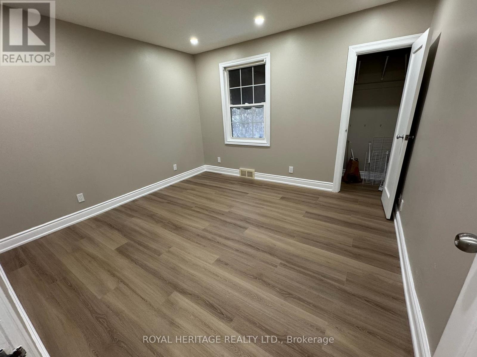 1052 King Street, Oshawa (Eastdale), Ontario  L1H 1H5 - Photo 13 - E12834626