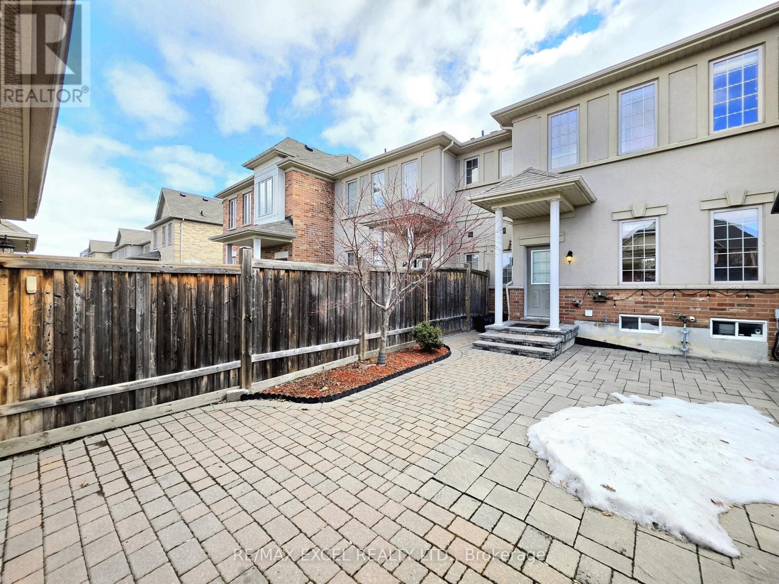 55 Vettese Court, Markham, Ontario  L6B 0V7 - Photo 1 - N12878932