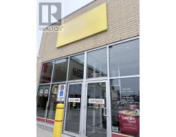 15975 BAYVIEW AVENUE, Aurora, Ontario