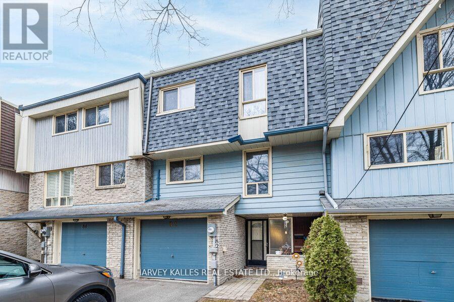 82 POPLAR CRESCENT, aurora (aurora highlands), Ontario