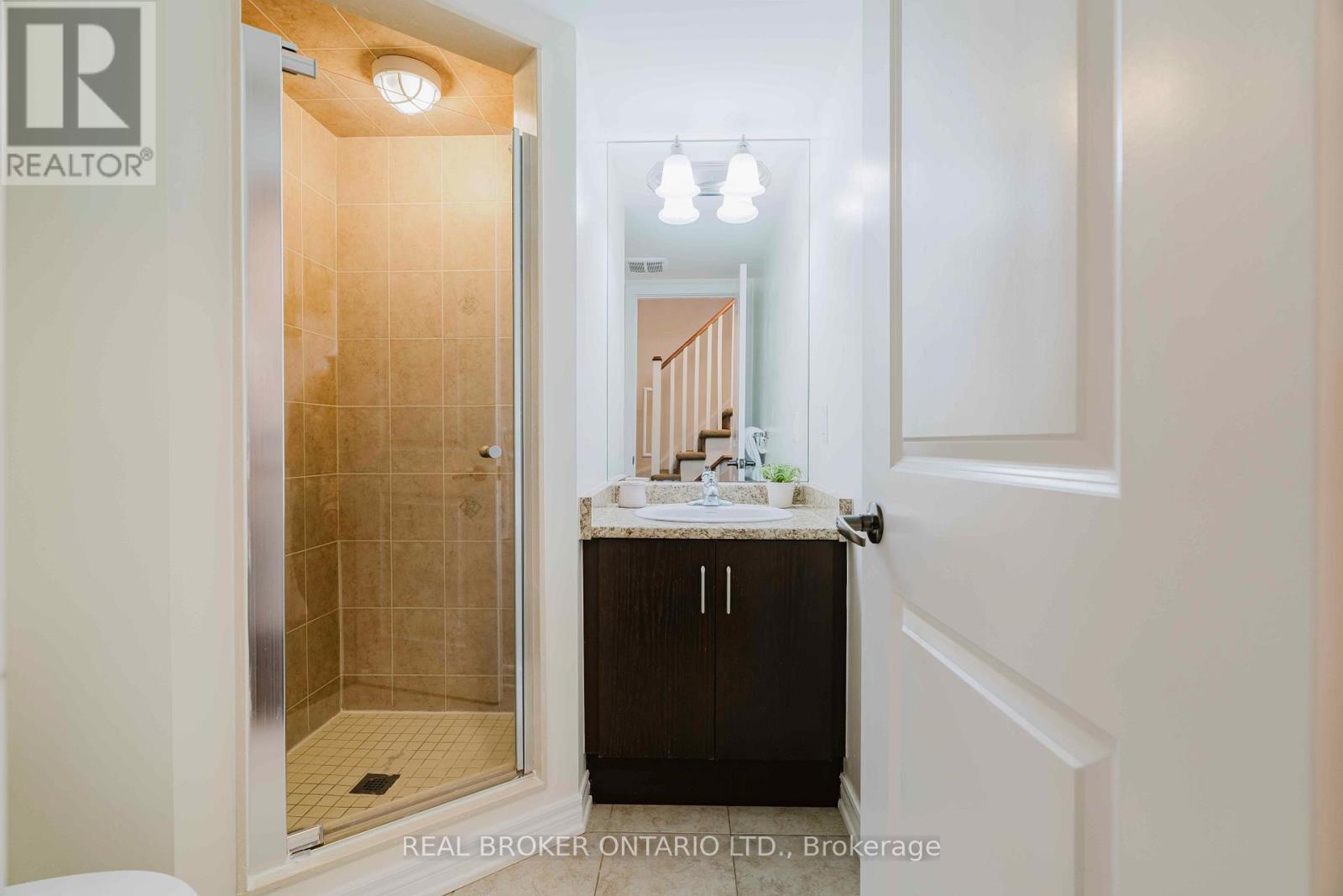 160 Glad Park Avenue, Whitchurch-Stouffville (Stouffville), Ontario  L4A 1X1 - Photo 17 - N12882270